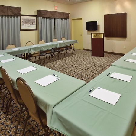 Hotel Wingate By Wyndham Waynesboro Esterno foto