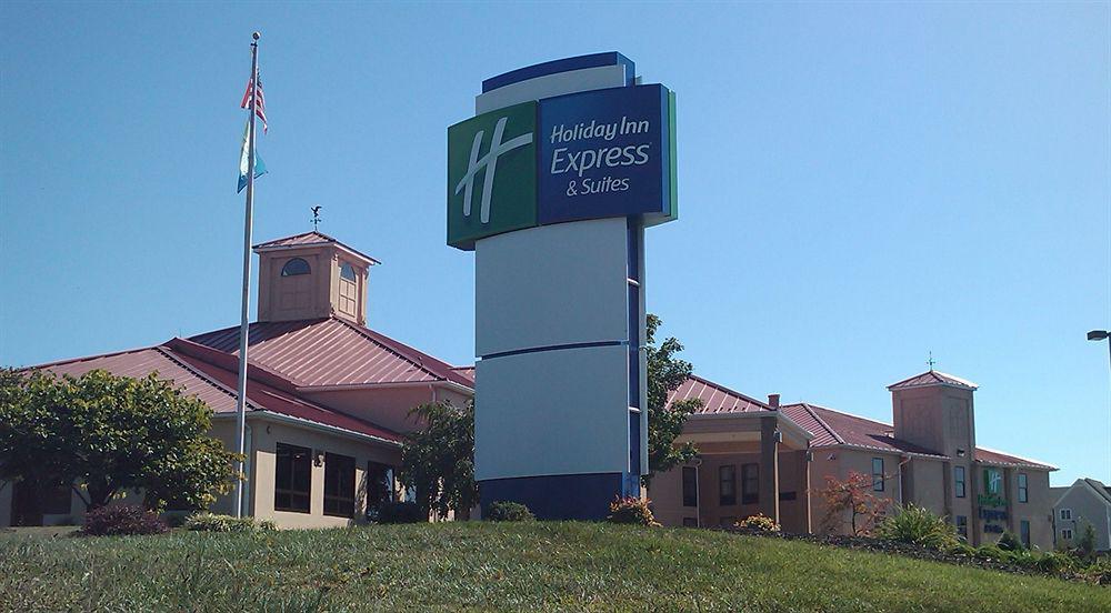 Hotel Wingate By Wyndham Waynesboro Esterno foto