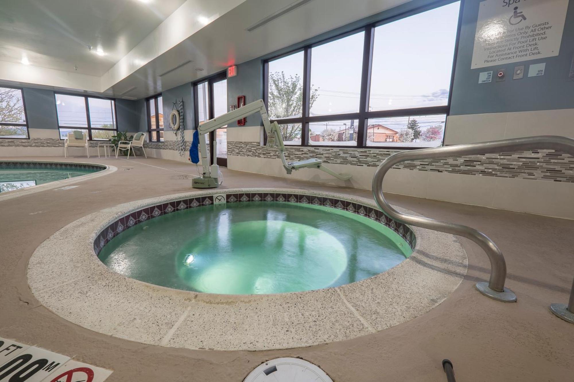 Hotel Wingate By Wyndham Waynesboro Esterno foto