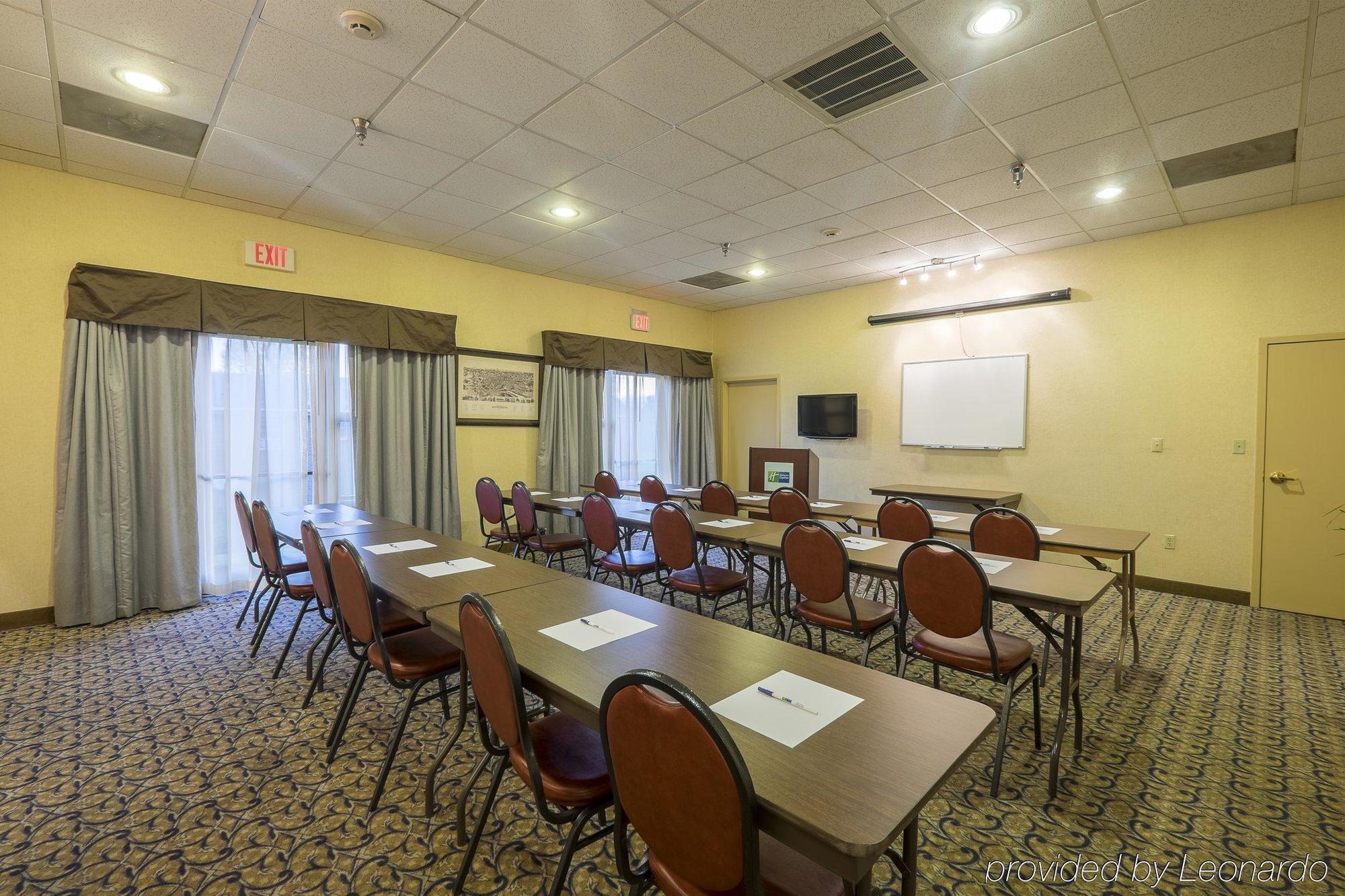 Hotel Wingate By Wyndham Waynesboro Esterno foto